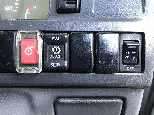 いすゞ エルフ TRG-NJR85A(2WD)の写真41