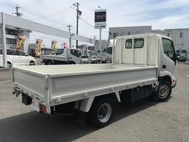 トヨタ ダイナ 3BF-TRY230(2WD)の写真6