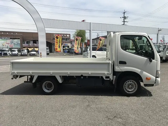 トヨタ ダイナ 3BF-TRY230(2WD)の写真8