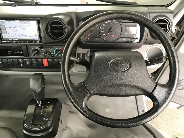 トヨタ ダイナ 3BF-TRY230(2WD)の写真24