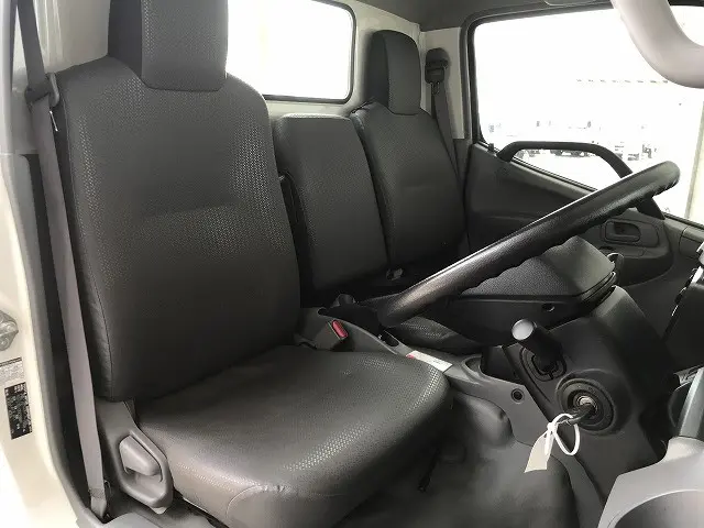 トヨタ ダイナ 3BF-TRY230(2WD)の写真30