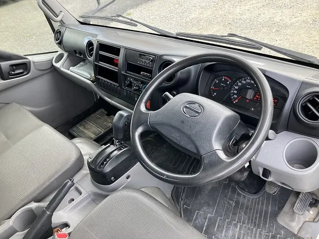 日野 デュトロ TKG-XZC710M(2WD)の写真31