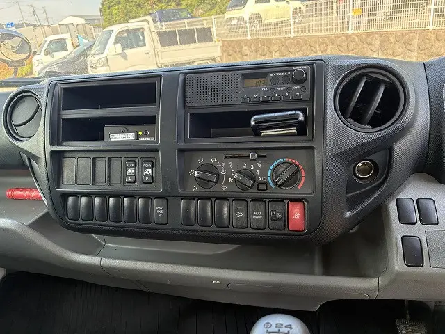 日野 デュトロ TKG-XZU710M(2WD)の写真30
