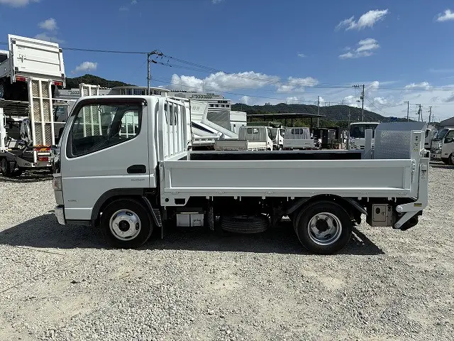 三菱 キャンター TKG-FBA20(2WD)の写真4