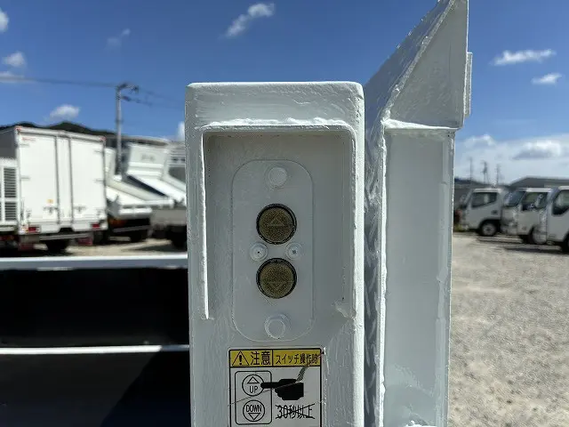 三菱 キャンター TKG-FBA20(2WD)の写真29