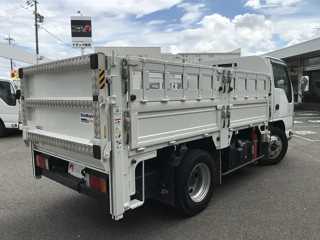 いすゞ エルフ TRG-NKR85A(2WD)の写真6