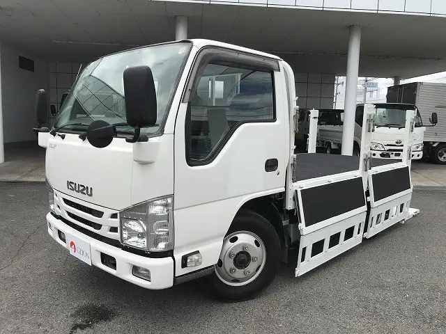 いすゞ エルフ TRG-NKR85A(2WD)の写真9