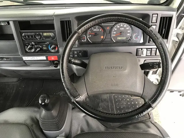 いすゞ エルフ TRG-NKR85A(2WD)の写真26