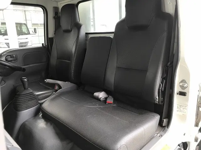 いすゞ エルフ TRG-NKR85A(2WD)の写真37