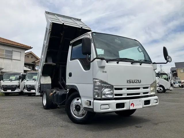 いすゞ エルフ BKG-NKR85AN(2WD)の写真3