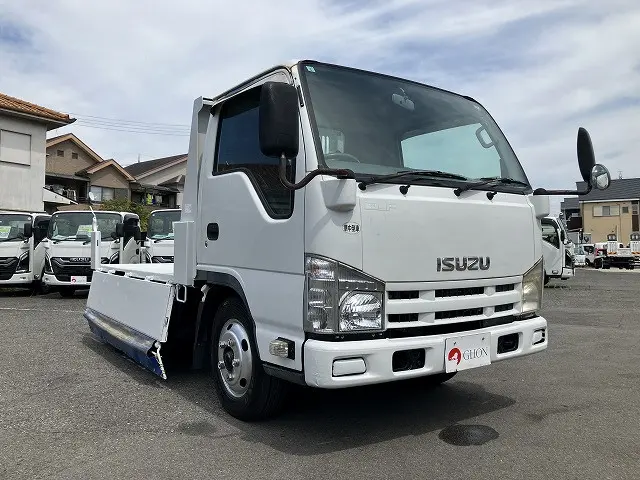 いすゞ エルフ BKG-NKR85AN(2WD)の写真17