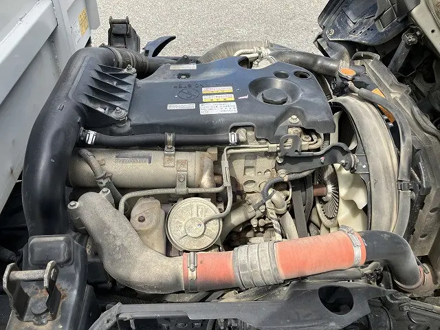 いすゞ エルフ BKG-NKR85AN(2WD)の写真44