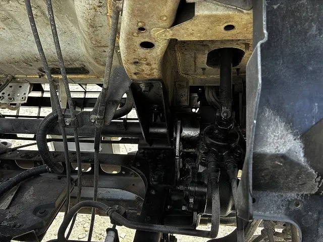 いすゞ フォワード SKG-FRR90S1(2WD)の写真34