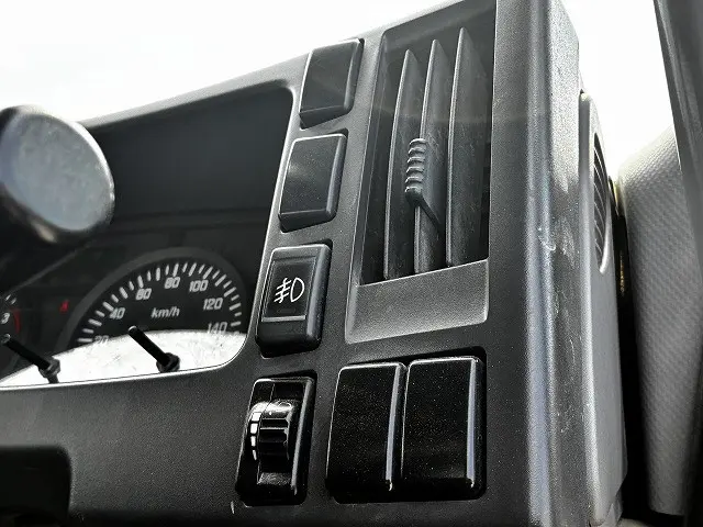 いすゞ フォワード SKG-FRR90S1(2WD)の写真40