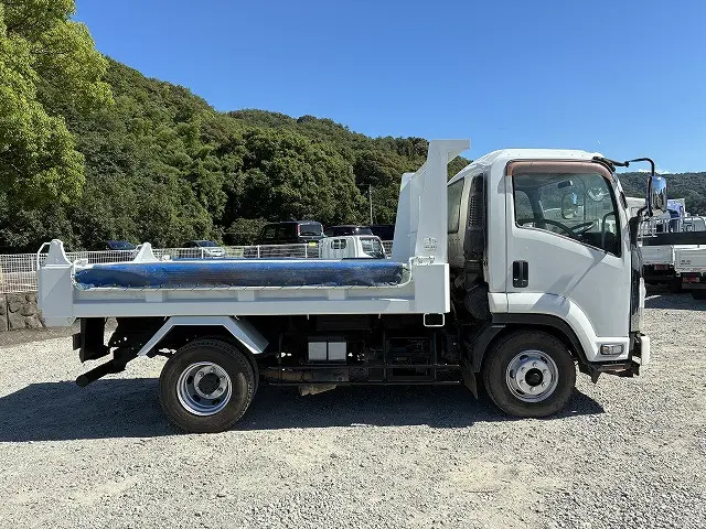 いすゞ フォワード SKG-FRR90S1(2WD)の写真10