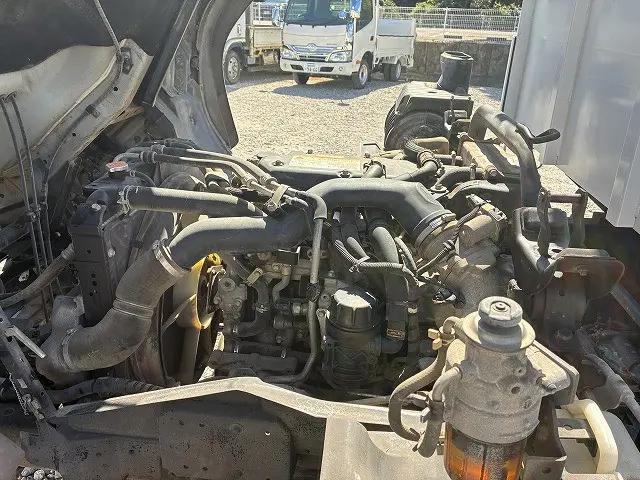 いすゞ フォワード SKG-FRR90S1(2WD)の写真16