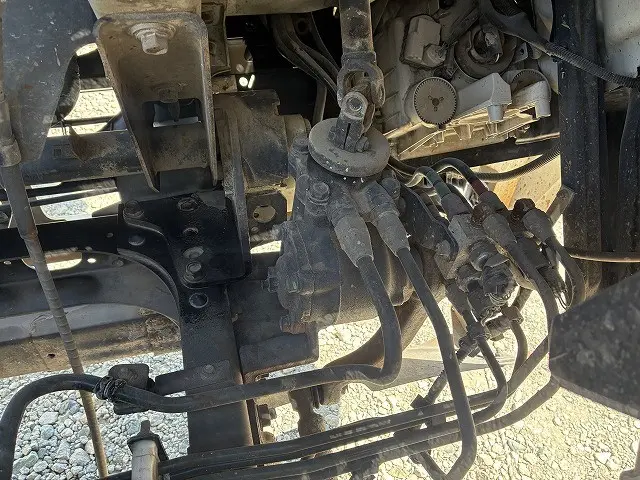 いすゞ フォワード SKG-FRR90S1(2WD)の写真22