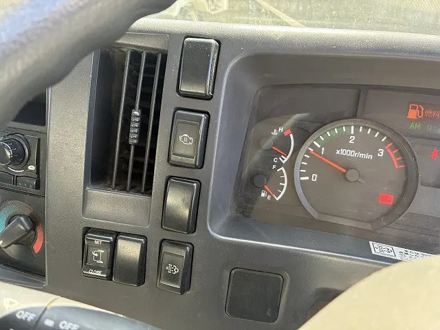いすゞ フォワード SKG-FRR90S1(2WD)の写真41