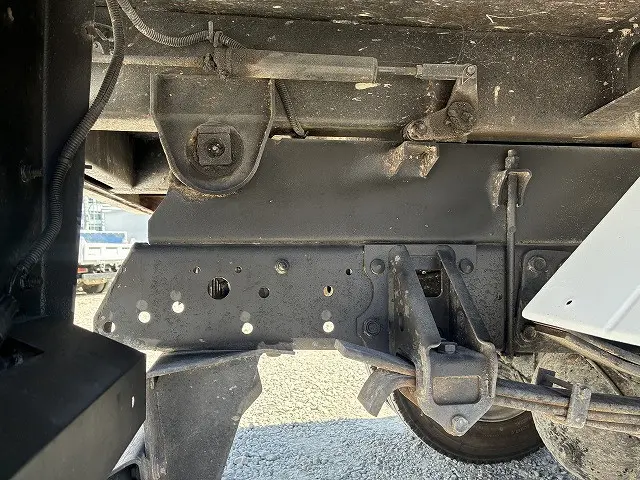 いすゞ フォワード SKG-FRR90S1(2WD)の写真45
