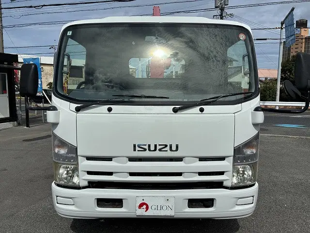いすゞ エルフ BDG-NPS85AR(4WD)の写真2