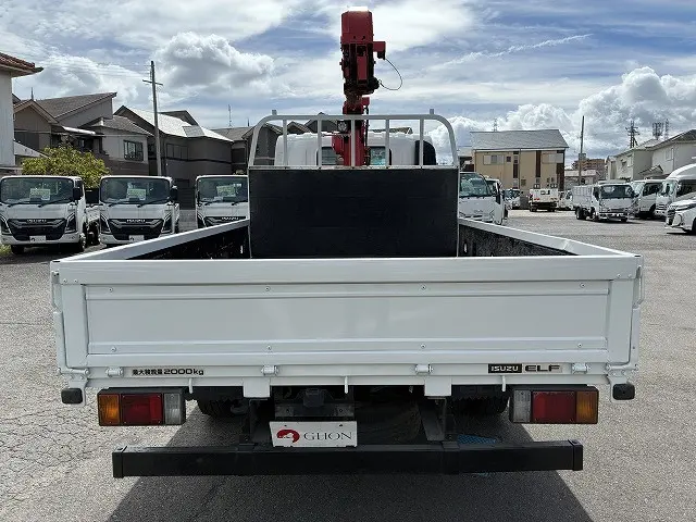 いすゞ エルフ BDG-NPS85AR(4WD)の写真7