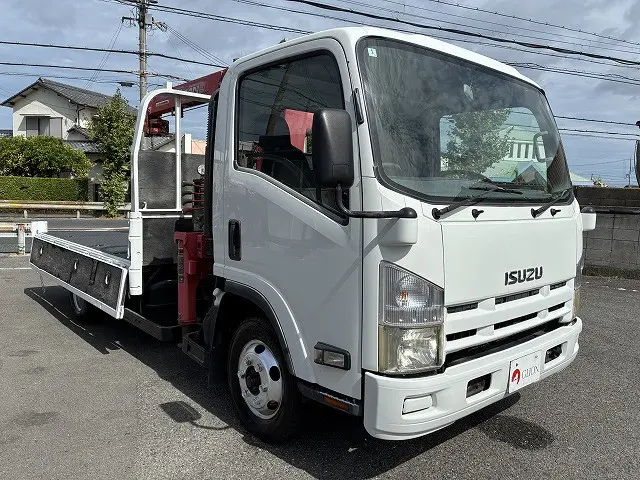 いすゞ エルフ BDG-NPS85AR(4WD)の写真10