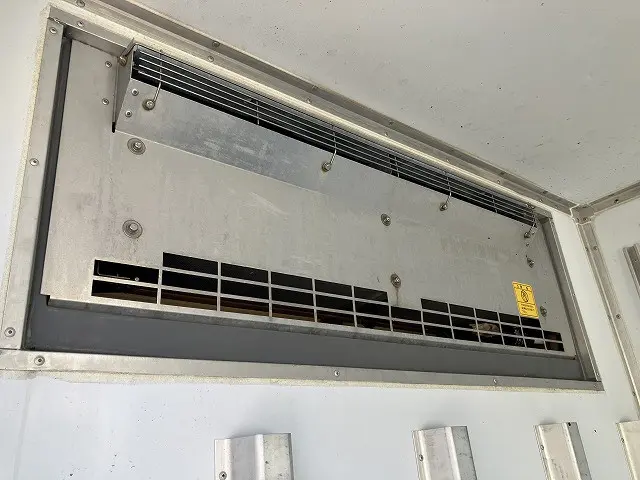 いすゞ エルフ TPG-NHR85AN(2WD)の写真18