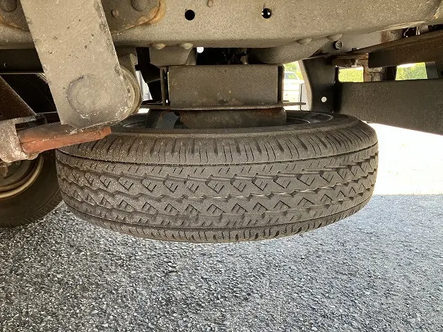 いすゞ エルフ TPG-NHR85AN(2WD)の写真25