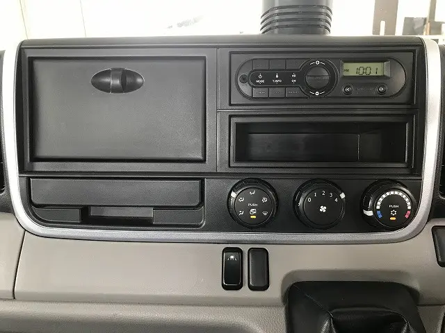 三菱 キャンター TPG-FEB50(2WD)の写真27