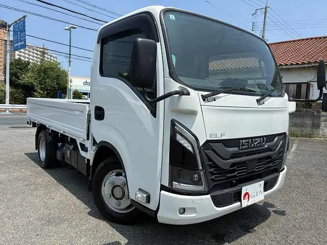 いすゞ エルフ 2TG-NJR88AF(2WD)の写真3