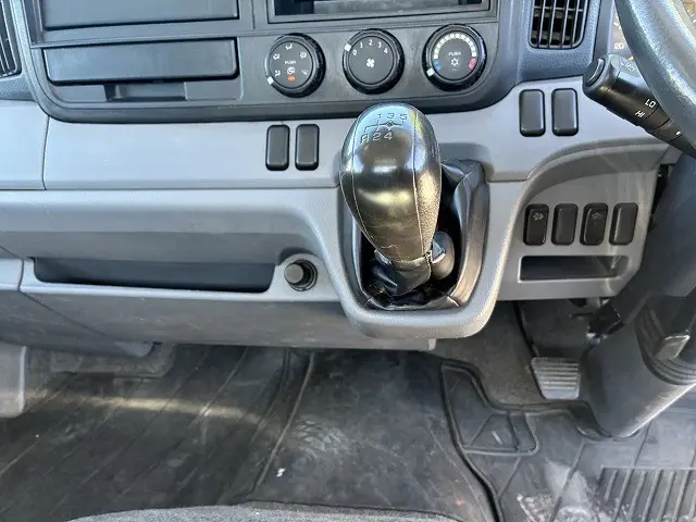 日産 アトラス TPG-FBA2W(2WD)の写真31