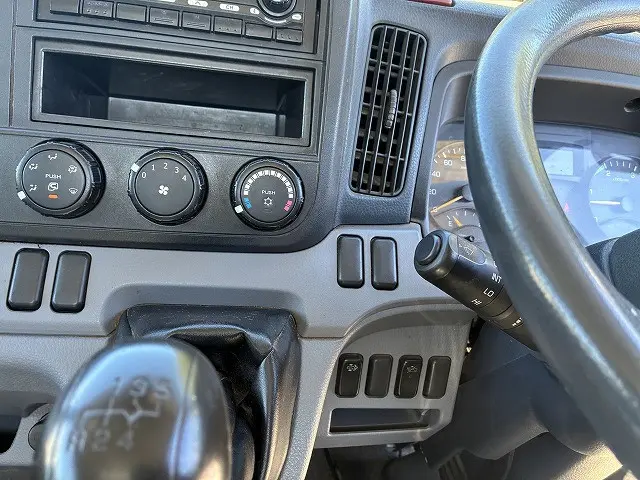 日産 アトラス TPG-FBA2W(2WD)の写真33