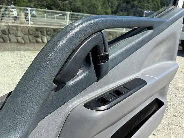 日産 アトラス TPG-FBA2W(2WD)の写真36