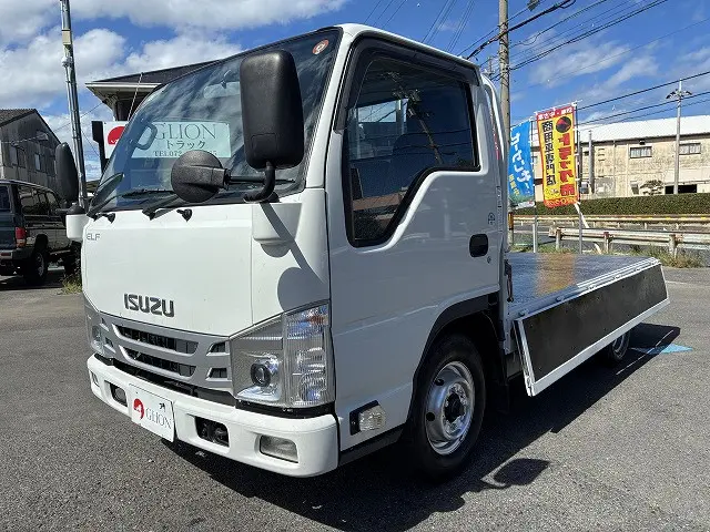 いすゞ エルフ 2RG-NJR88A(2WD)の写真9