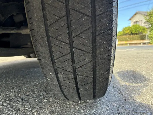 いすゞ エルフ 2RG-NJR88A(2WD)の写真24