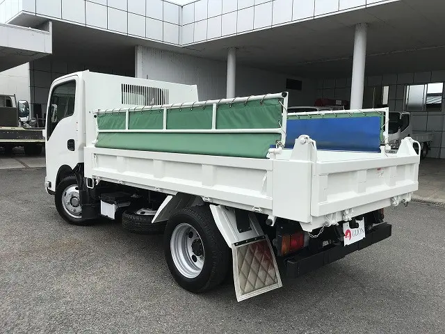 いすゞ エルフ 2RG-NJR88AT(2WD)の写真12