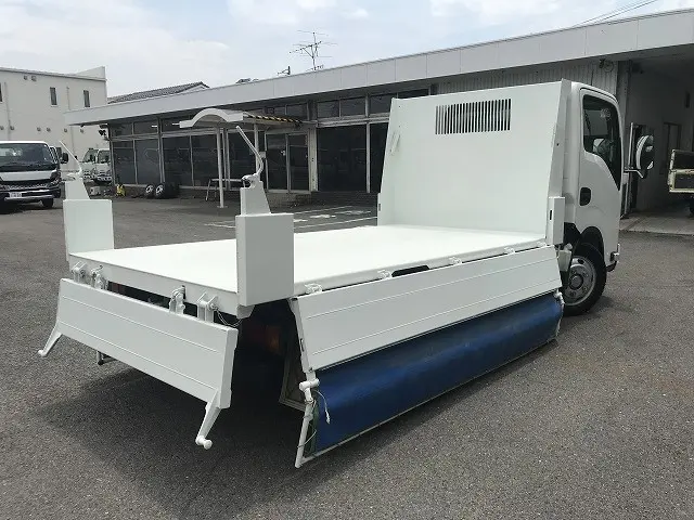 いすゞ エルフ 2RG-NJR88AT(2WD)の写真21