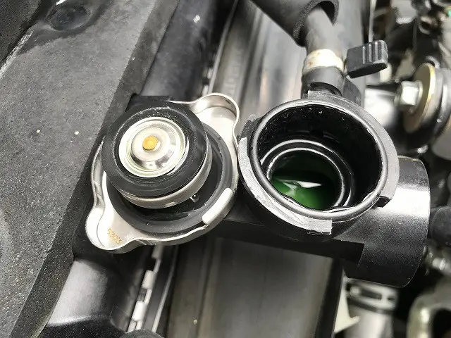 いすゞ エルフ 2RG-NJR88AT(2WD)の写真29