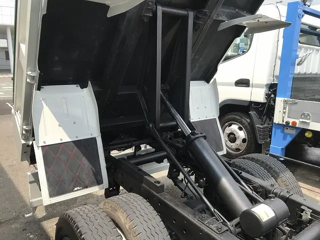 いすゞ エルフ 2RG-NJR88AT(2WD)の写真35