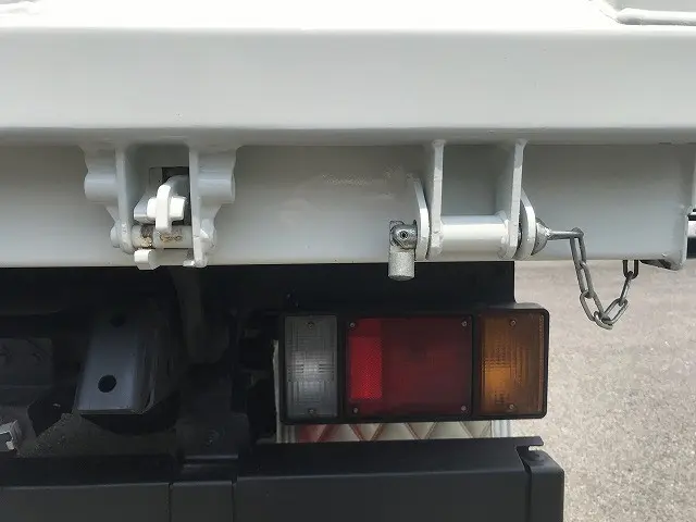 いすゞ エルフ 2RG-NJR88AT(2WD)の写真42