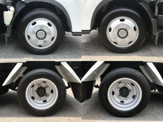 いすゞ エルフ 2RG-NJR88AT(2WD)の写真46