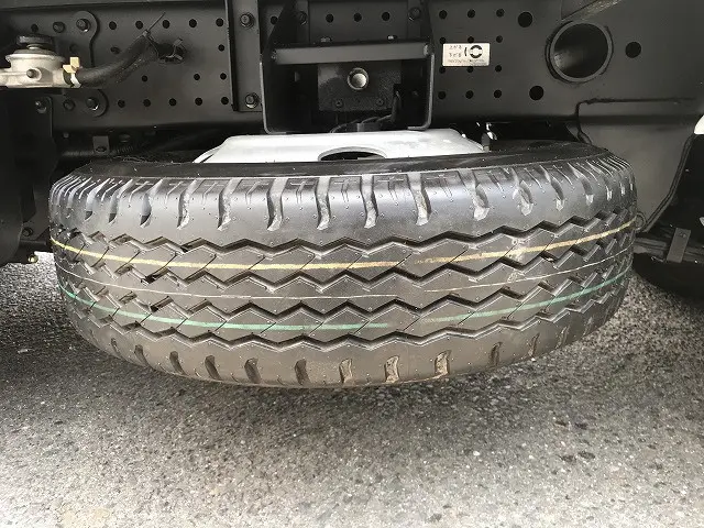 いすゞ エルフ 2RG-NJR88AT(2WD)の写真47
