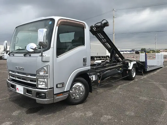 いすゞ エルフ TRG-NPR85AN(2WD)の写真1