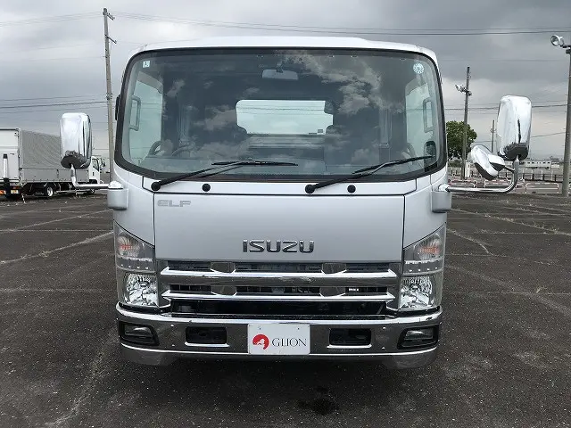 いすゞ エルフ TRG-NPR85AN(2WD)の写真2