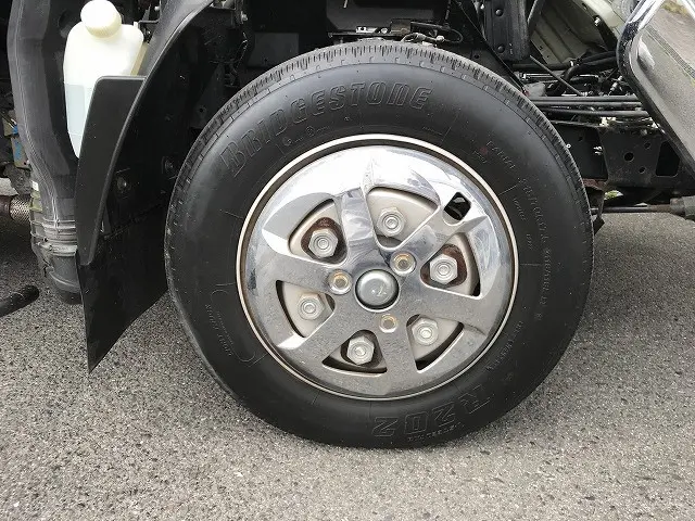 いすゞ エルフ TRG-NPR85AN(2WD)の写真34