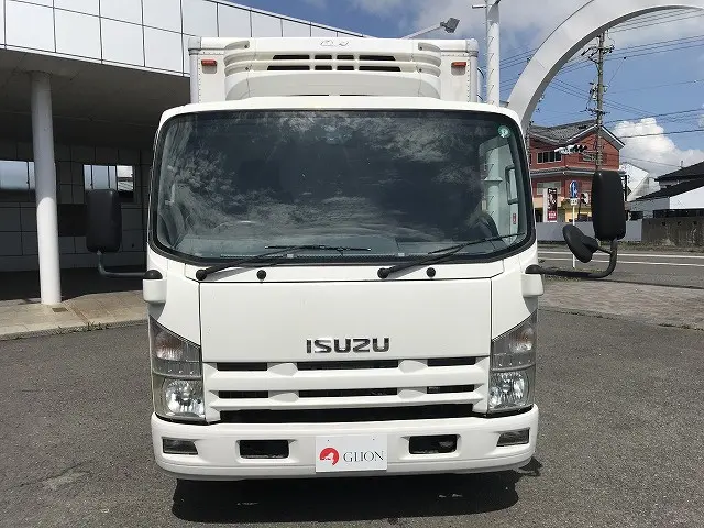 いすゞ エルフ BKG-NPR85AN(2WD)の写真2