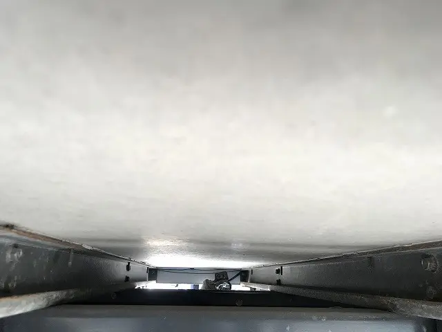 いすゞ エルフ BKG-NPR85AN(2WD)の写真43