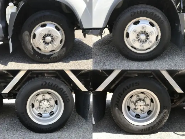 いすゞ エルフ BKG-NPR85AN(2WD)の写真44