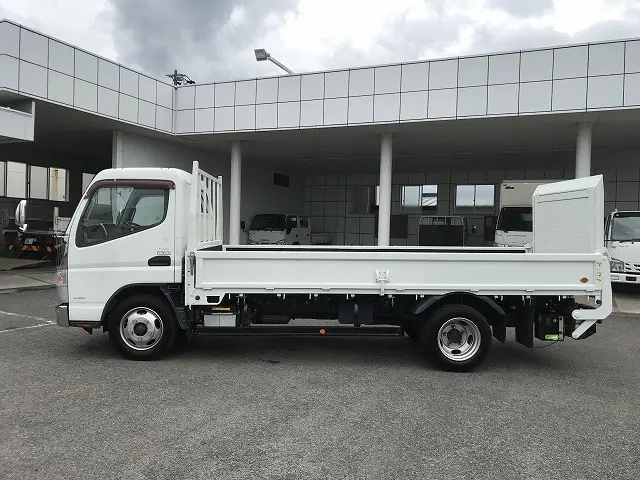 三菱 キャンター TPG-FEA50(2WD)の写真7
