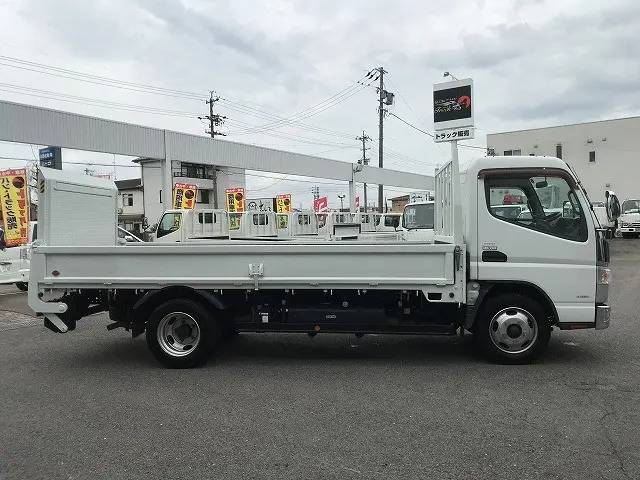 三菱 キャンター TPG-FEA50(2WD)の写真8